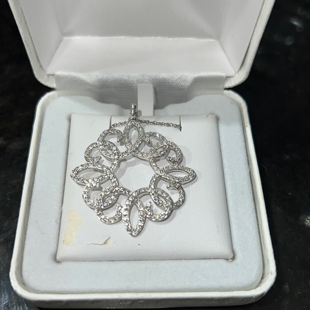 Artistique Swarovski Elements Sterling Silver Pendant Necklace